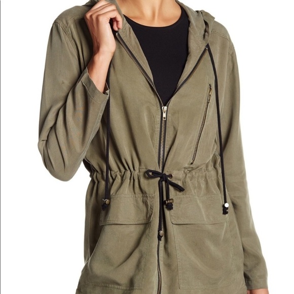 Walter Baker Dani pink lyocell anorak jacket large - Picture 8 of 9